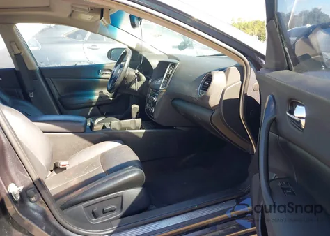 2011 Nissan Maxima 3.5 Sv from USA, damaged, VIN 1N4AA5AP1BC819391